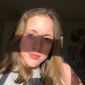 Meet your Posher, Tessa